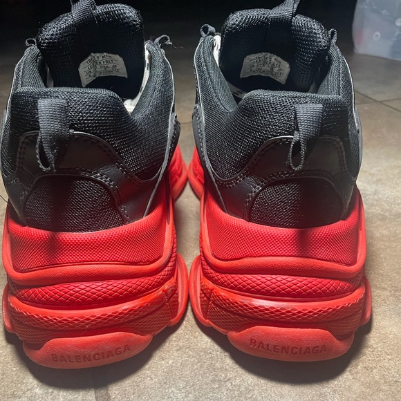 Balenciaga triple s - Picture 4 of 5